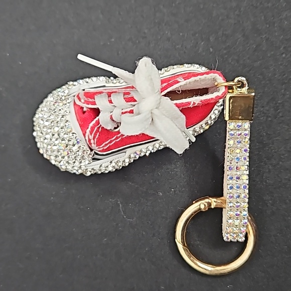 SNEAKER KEY CHAIN WITH RHINESTONES-RED GLAM - Picture 7 of 7